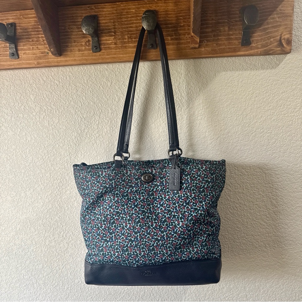 COACH Ranch Floral Nylon & Navy Blue Pebble Leather Tote